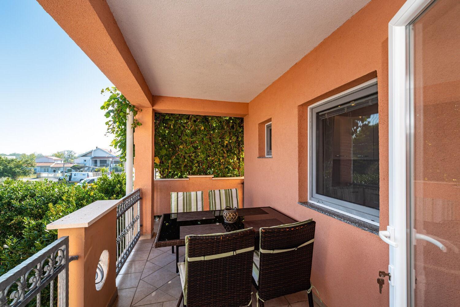 Apartments Dreamy - Free Parking Nin Exterior photo